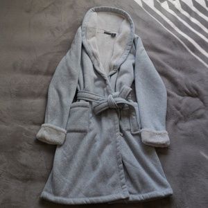 Tahari Plush Bathrobe